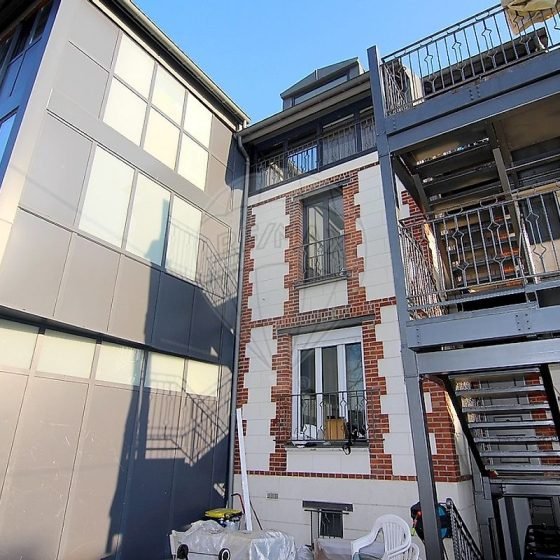 06d602af-8e13-4cca-8209-6295631ee53e