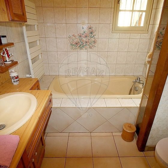 106cf527-63b9-452c-bf14-9bb470ab12d9