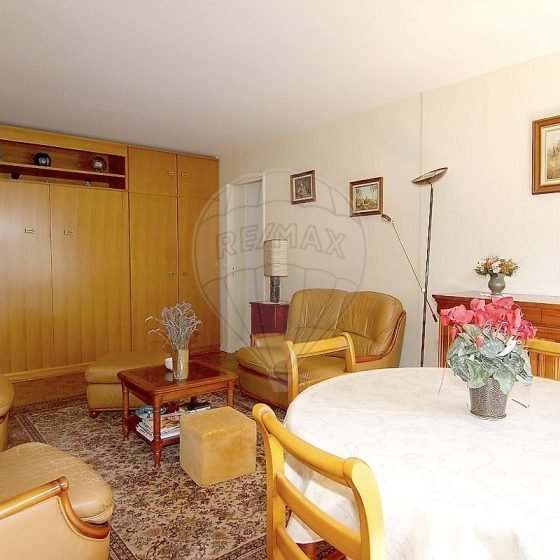 11ccfc85-8d8f-421e-a166-f1a3a26e1cb9