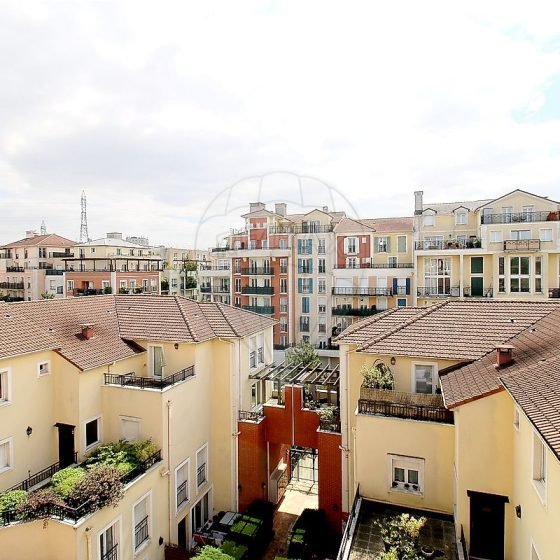 13673763-e3d4-4869-8dec-2febced1a28b