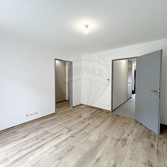 1588a220-3368-4c2b-acb7-82f43672f7e2