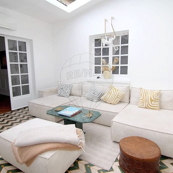 1758d500-c89b-4339-afee-e5dca653e513