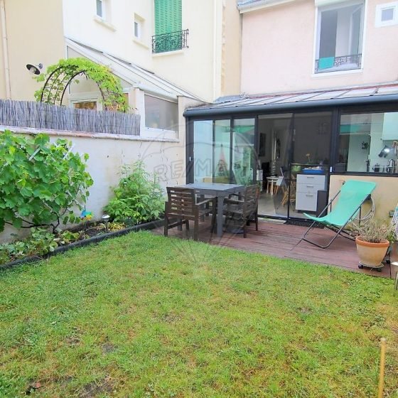 19558b7f-e0c6-4b00-b149-fc649dc82272