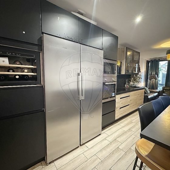 19dd229a-7aa7-4898-84b1-c78ebbec3c74