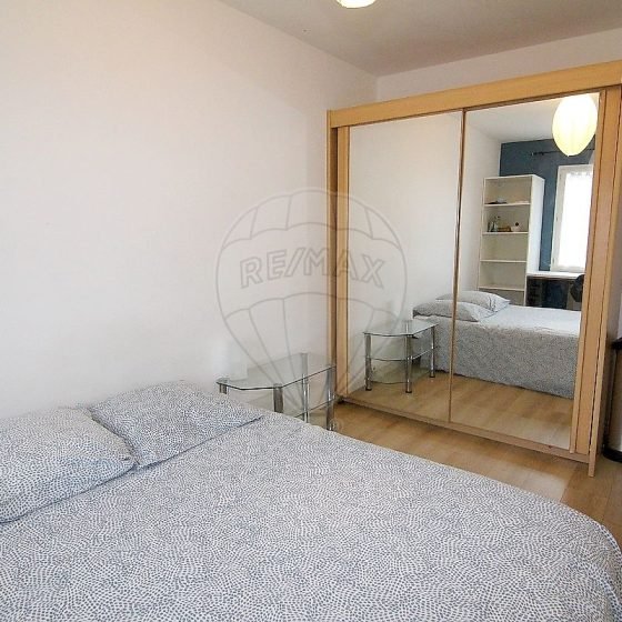 21b9234d-1ad2-459d-b1bc-ade37775c80c