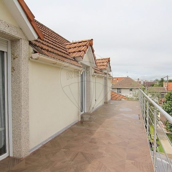 225c8a2b-77e4-46e9-b53e-8fe02902c7fb