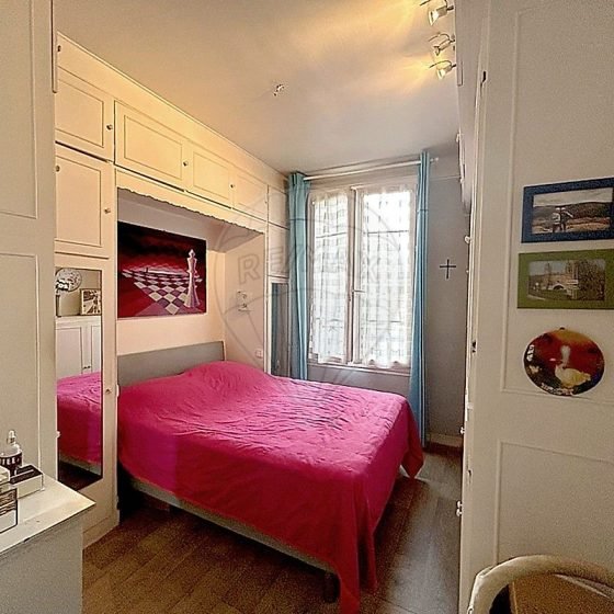 23b22695-a88d-40cd-abba-13b2a7b0edf8