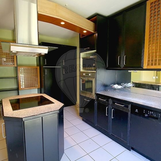 28af9815-fcd3-4634-b302-c74398a21695