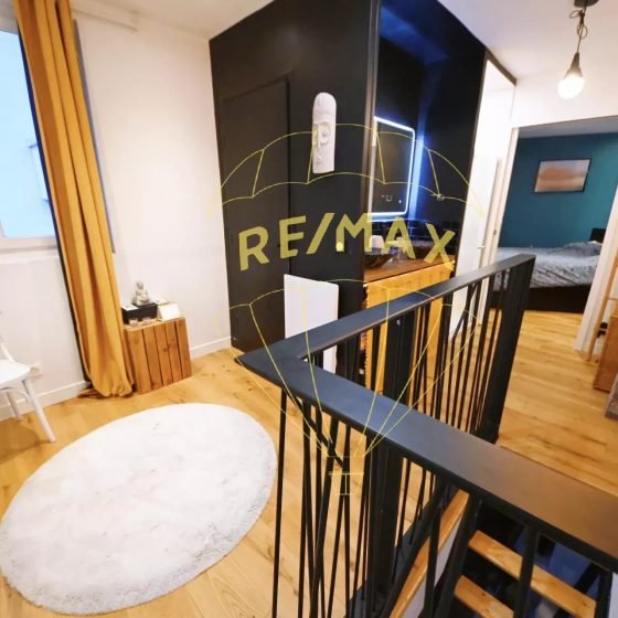 295cae42b2294f024023f763e8504e75_5658f135f8_1920-original