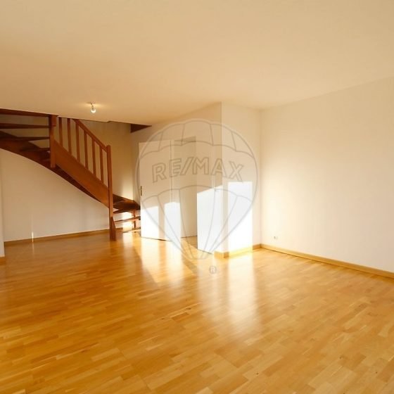 2e6df1ee-de25-4dad-9afd-edce25843b2b