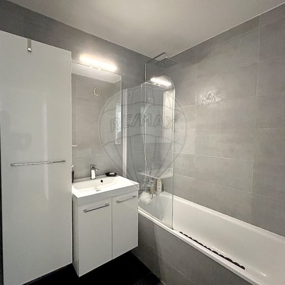 3487b8d3-862a-4bff-a415-7ed49e100bee