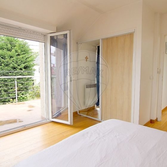 44c31479-623d-4f8f-86f6-8dd0bf215375