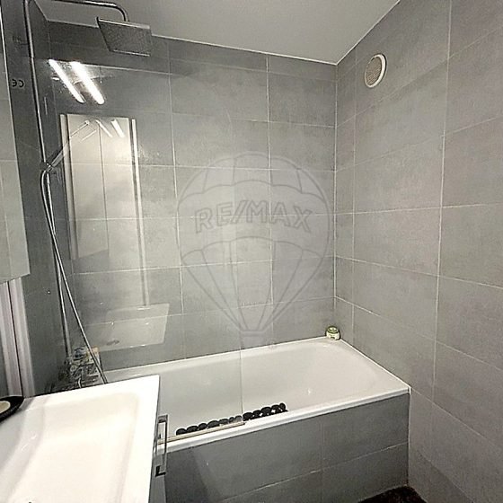 4645fb24-7c76-436a-8f1d-5bbe3db0bb2e