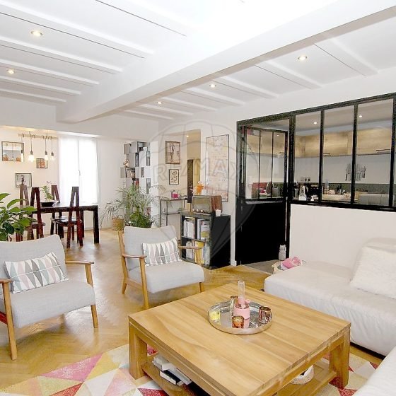 4b091b8a-257a-4f05-8a5e-334dcb5f045e