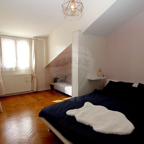 4b26c5b9-59d3-4c51-833e-f01a118213fd