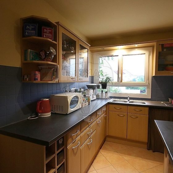 5528dd98-bd16-4946-b2a8-f6e56fb7c9c0