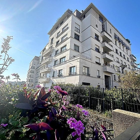 61697e47-5144-4a50-8db4-da92f4ddcbc1