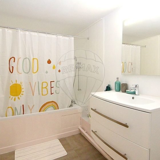 6d959eb3-6354-4eec-bd9b-0b9df300c6e2