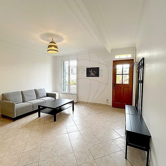 8257ad7c-926e-401e-bde3-a49939f6aa6f