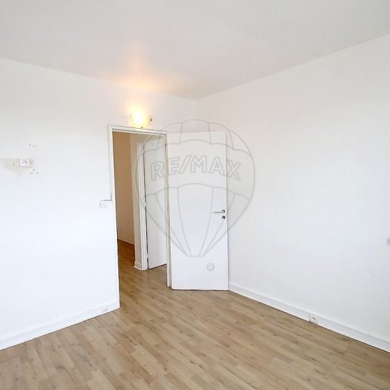 851d223f-4f47-43e0-93cb-09b2574a8e07