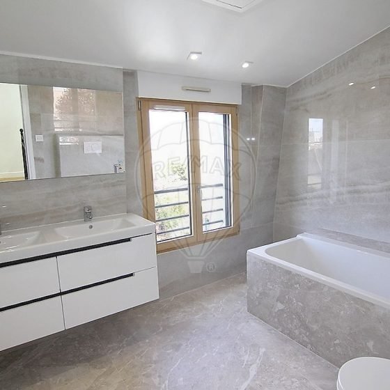 8f1b3ba8-a77a-4089-8ca7-de0bef9078eb