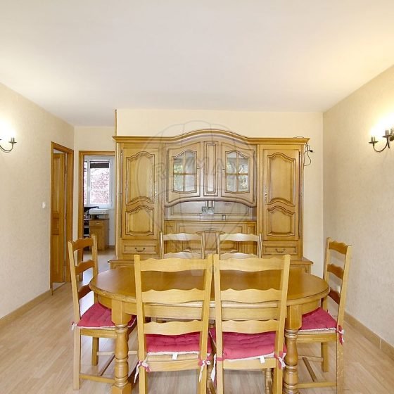 90a562a0-57a7-4c79-a908-932089e3d7e6