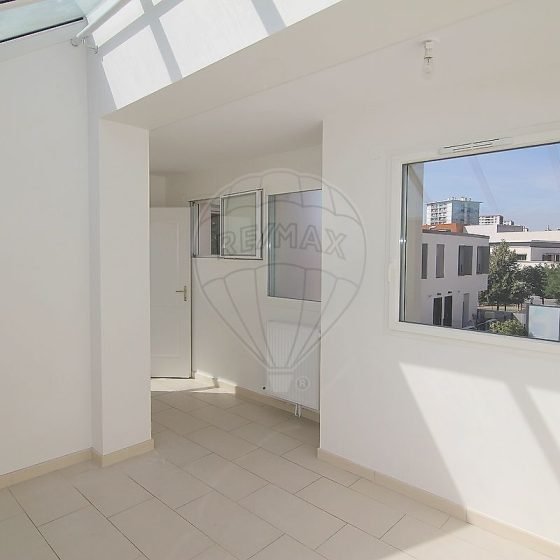 9106cb6e-b494-4b45-bb7d-71a93b17815a