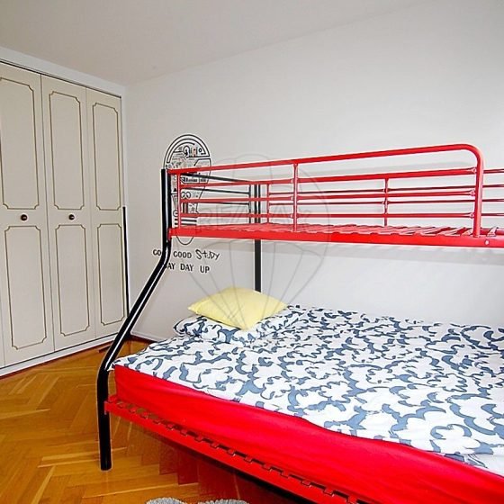 910803ce-99f2-4fdf-9275-e955970bdd0a