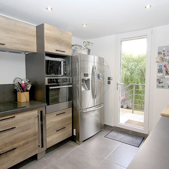 977ab817-6792-473d-95d3-fc1096aa02be