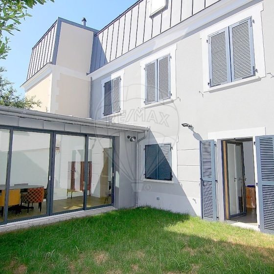 9900c410-f6c3-4d82-b4da-3737ae1a1e68