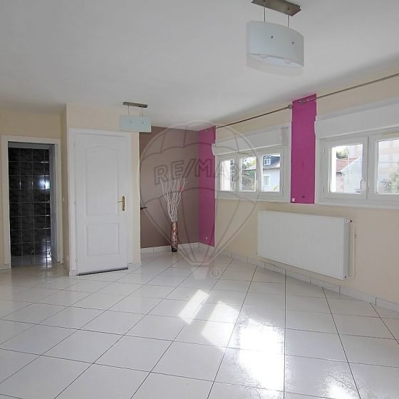 9b699768-b5e2-49a9-a132-a52fcf52ce36