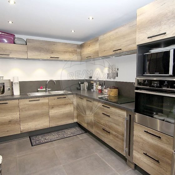 9ead71e8-30a9-4489-84be-8517ac1d87b1