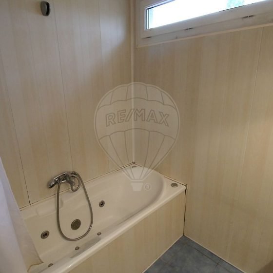 9ffb1ceb-b75e-45d0-a6dd-583137a62ac2