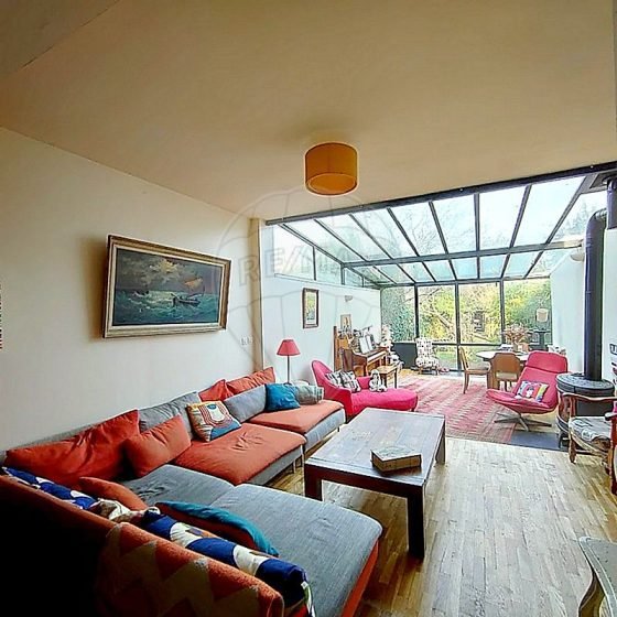 a040b824-97a4-40ea-9362-9d6c363b5031