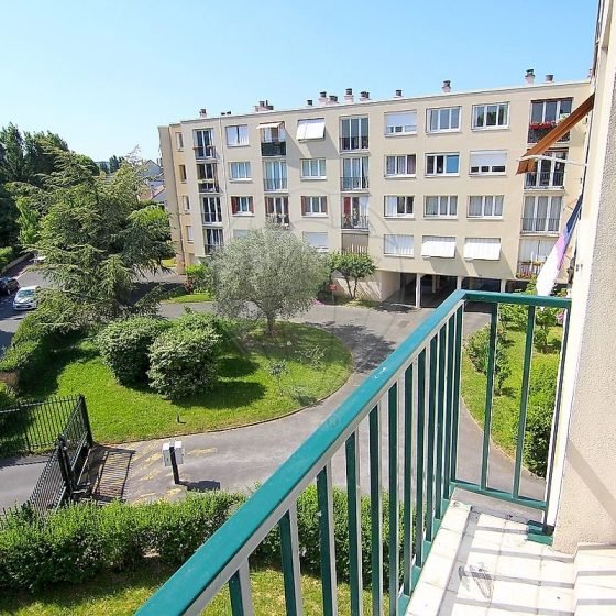 a82d04a6-2ab1-40cf-bb82-be984723cbfb