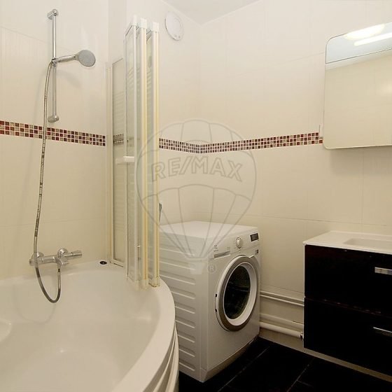 afcbcaf5-16f0-4ae0-8a38-11cb315a1ed1