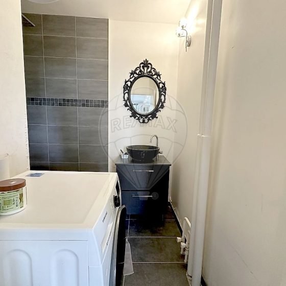 b185f508-d1e6-4eb6-acc4-1a03c685890a