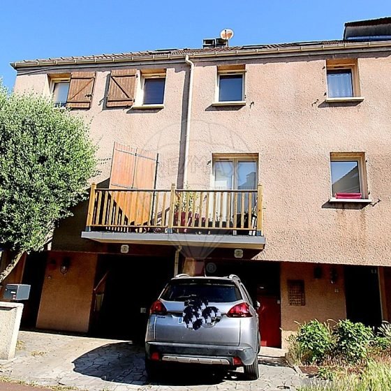 b1bbd34b-c8c8-416e-ac3c-dbd2f9c0822b