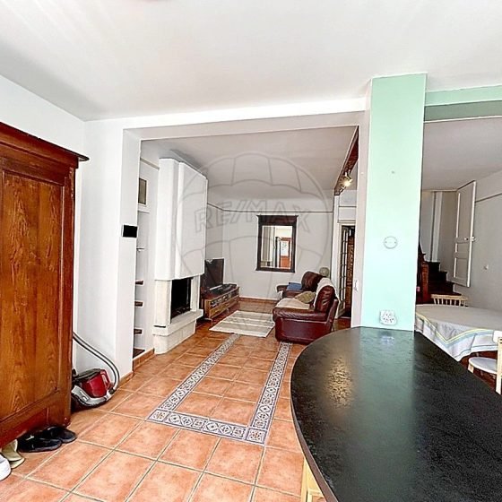 b3fa053f-d38f-46bc-9a30-5a4578357d67