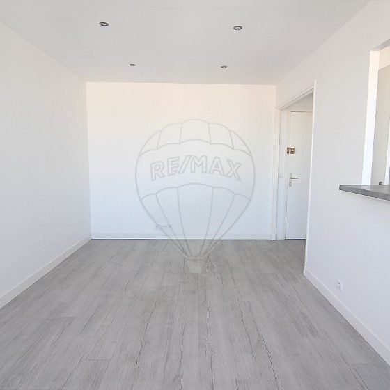 b72804b8-6644-43b3-8d69-f560ebbb05af