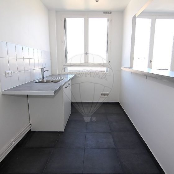 b735613a-67da-44dd-9f34-51b3b1207b9b