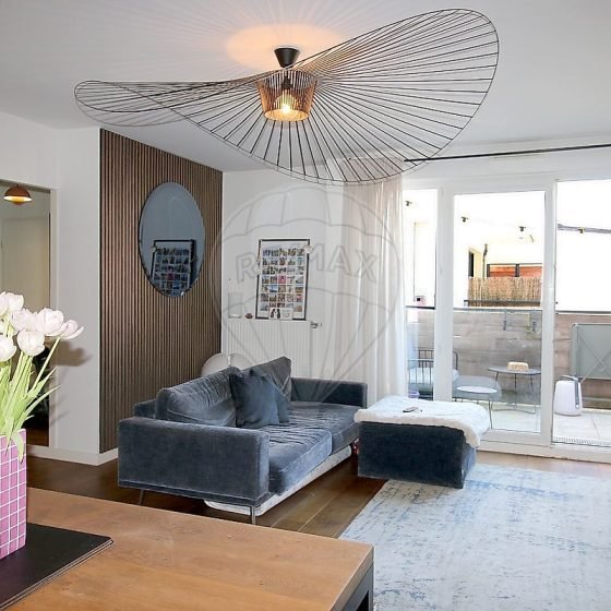 b97ec77c-8b37-4f6c-94b7-1413617bcde6