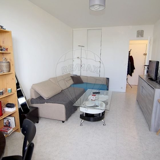 b9aeabf7-193e-48f8-a47b-929892adbeff