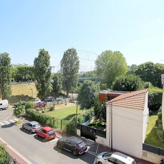 bd7978b2-ee64-42ad-9498-903318657418