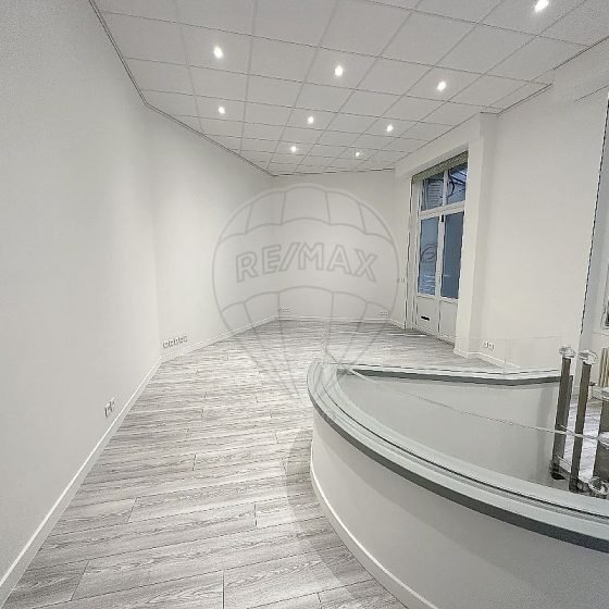 c2068bb5-75d0-4129-8800-6b73e626052b