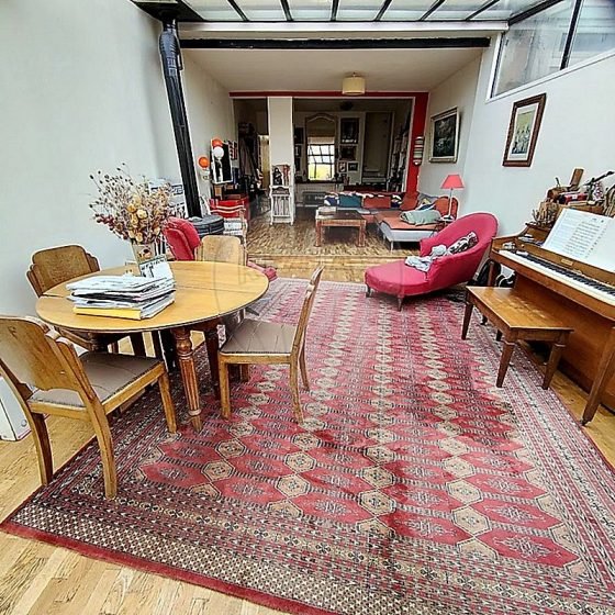 c2b52ec6-07de-4462-b275-3802429b4f8d