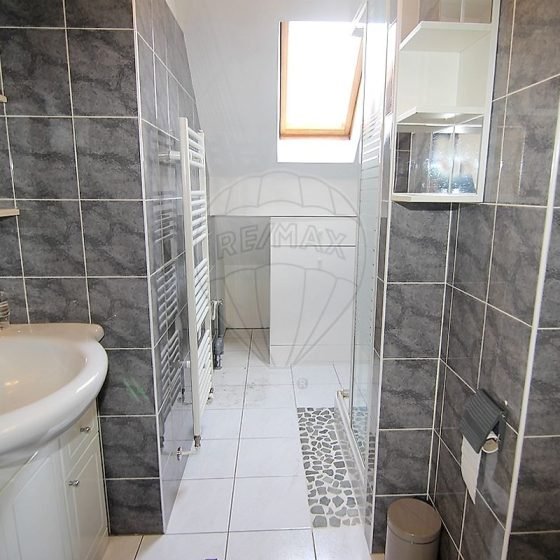 c65f744c-0a1c-4458-9a5a-036fd37f1b51