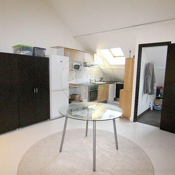 c65fc453-75e2-4182-af76-1040ca9dafb9