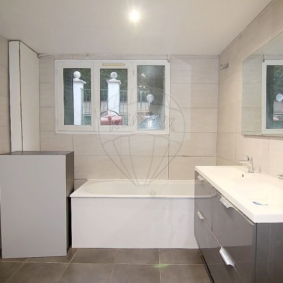 cb235041-8993-4adb-af43-7abc3253cca5