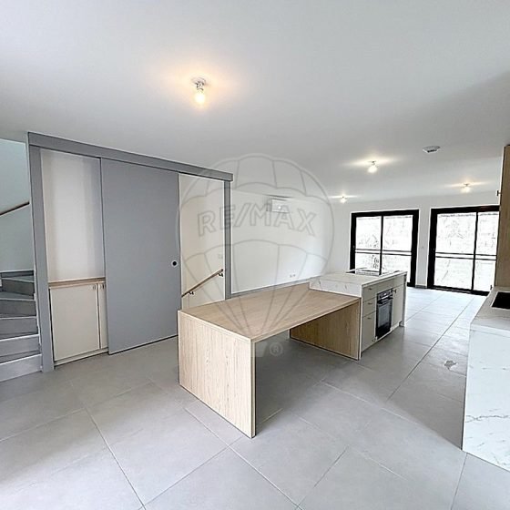 cd7f66b1-b54d-40ea-9289-0b32ed66673d